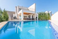 Villa am Meer mit Pool und Klimaanlage